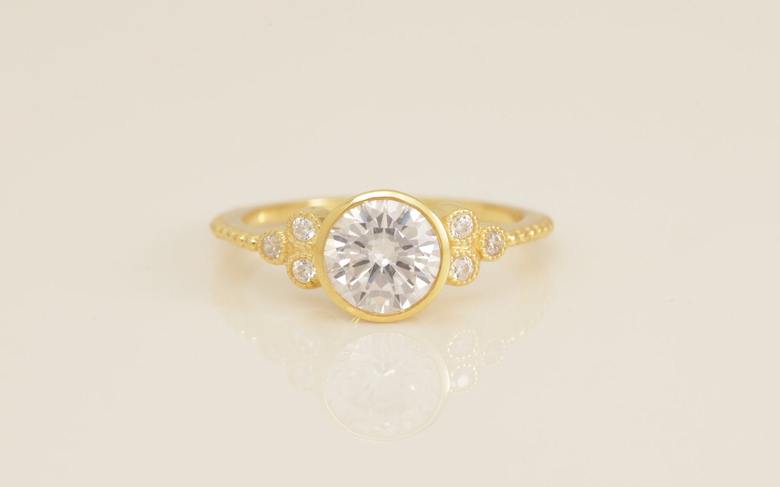 1.0 CT Bazel Set Diamond Engagement Ring, Cluster Wedding Ring, Bridal Promise Ring Gift for Her, Anniversary Ring